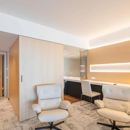 - Premium Apartment *