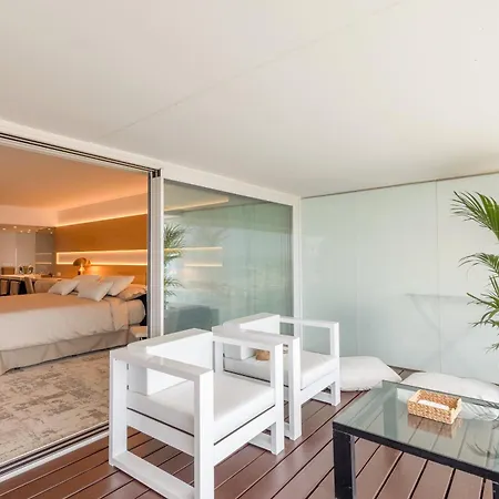 - Premium Sitges
